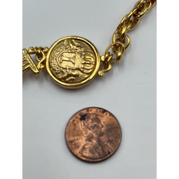 IVANA Signature Vintage Royal Coat Of Arms Shield Crest Gold Plated Necklace - Picture 14 of 16